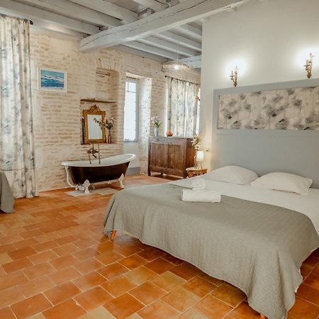 La Chambre Bleue Lauzerte Exterior photo